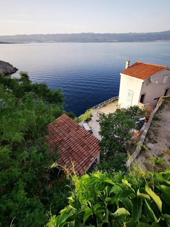 Vila Verbana Apartments Vrbnik  Εξωτερικό φωτογραφία