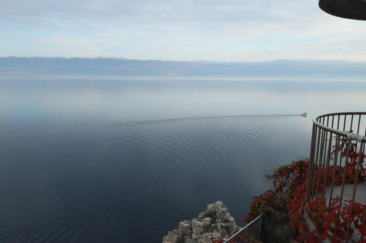 Vila Verbana Apartments Vrbnik  Εξωτερικό φωτογραφία